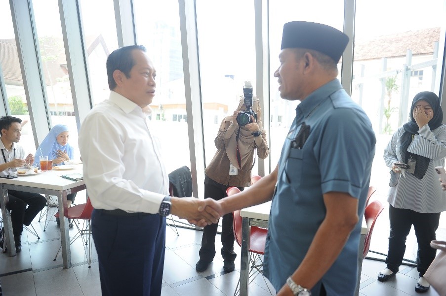 YB Datuk Seri Ahmad Maslan