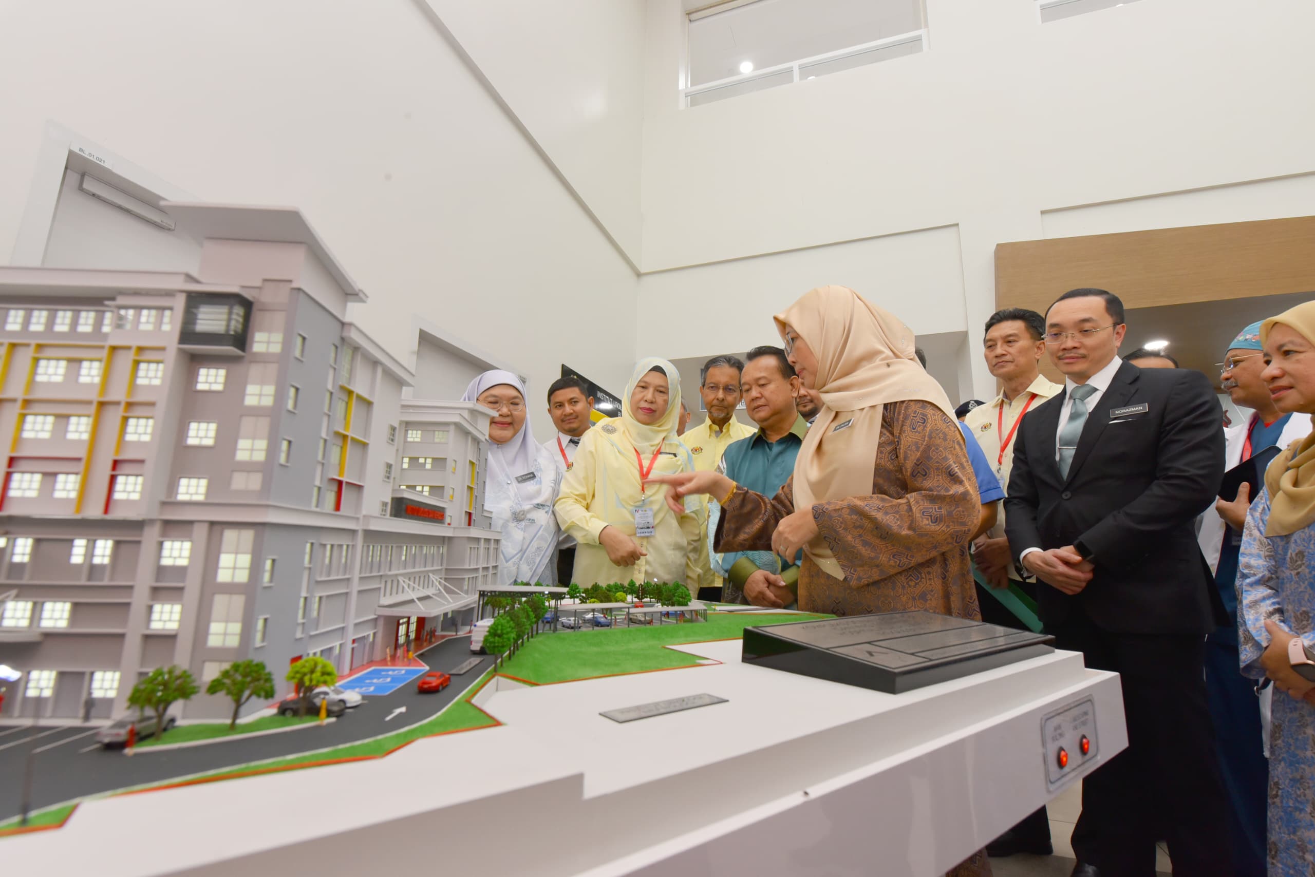 HANDOVER CEREMONY KOMPLEKS DEWAN BEDAH, ICU DAN WAD TAMBAHAN HOSPITAL KUALA LUMPUR (DESIGN & BUILD)